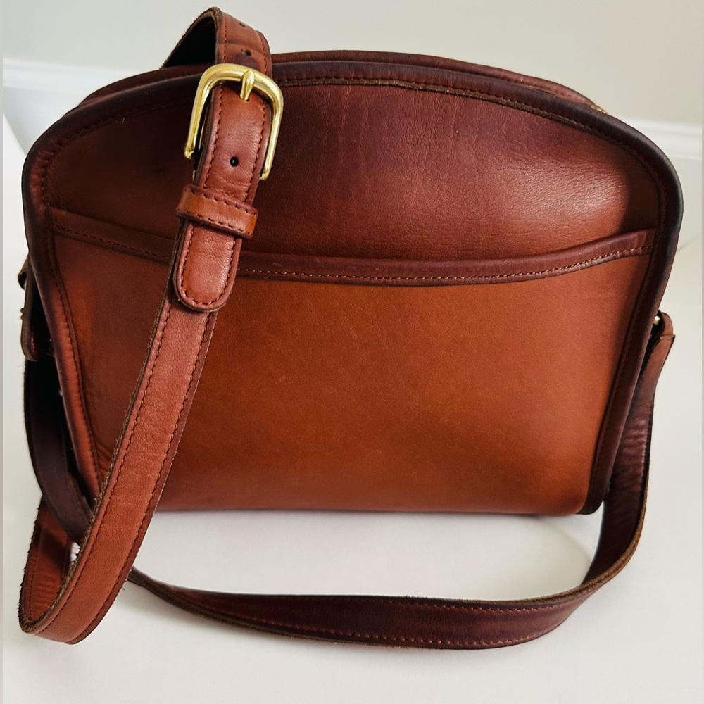 Vintage Coach Metropolis Zip